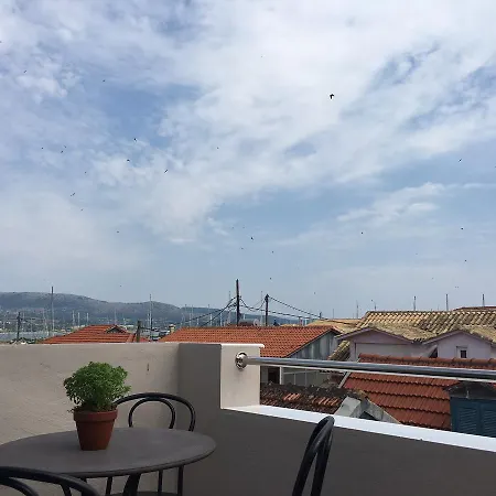 The Secret Boutique ホテル 4*